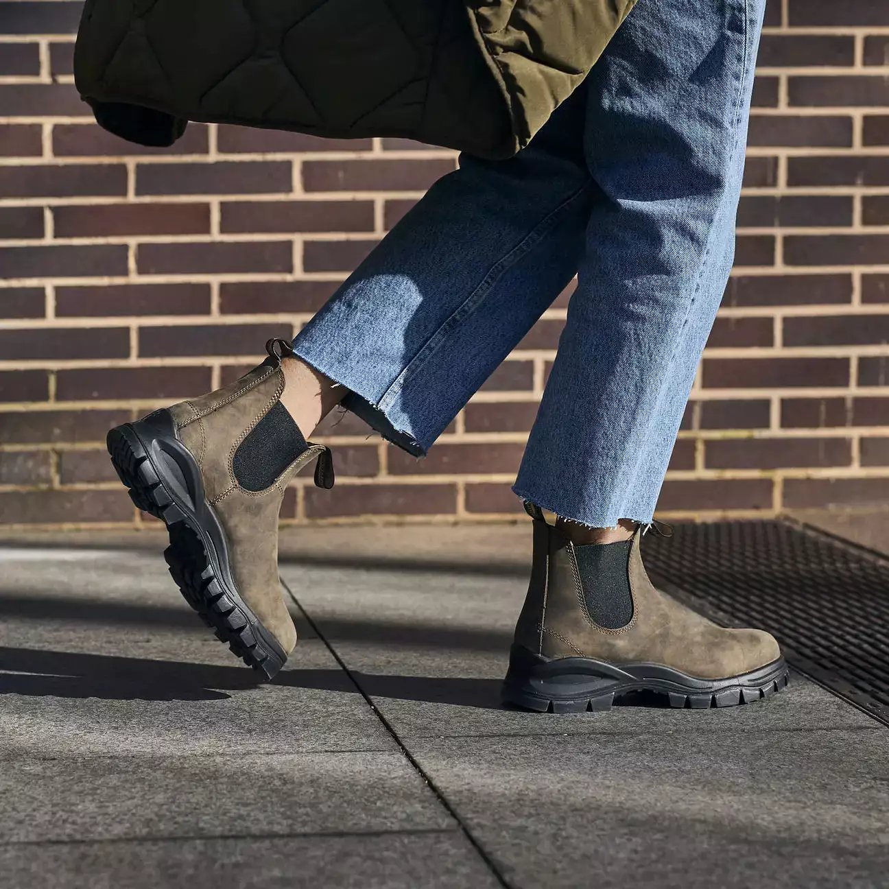 Blundstone 2239 Rustic Brown Lug Boots