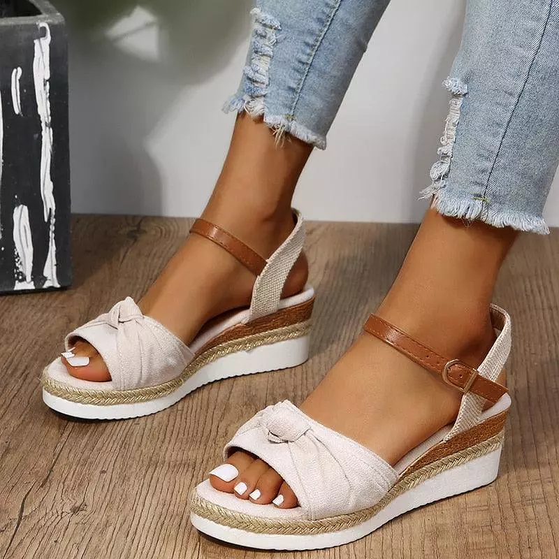 casual wedge sandals with knot detail