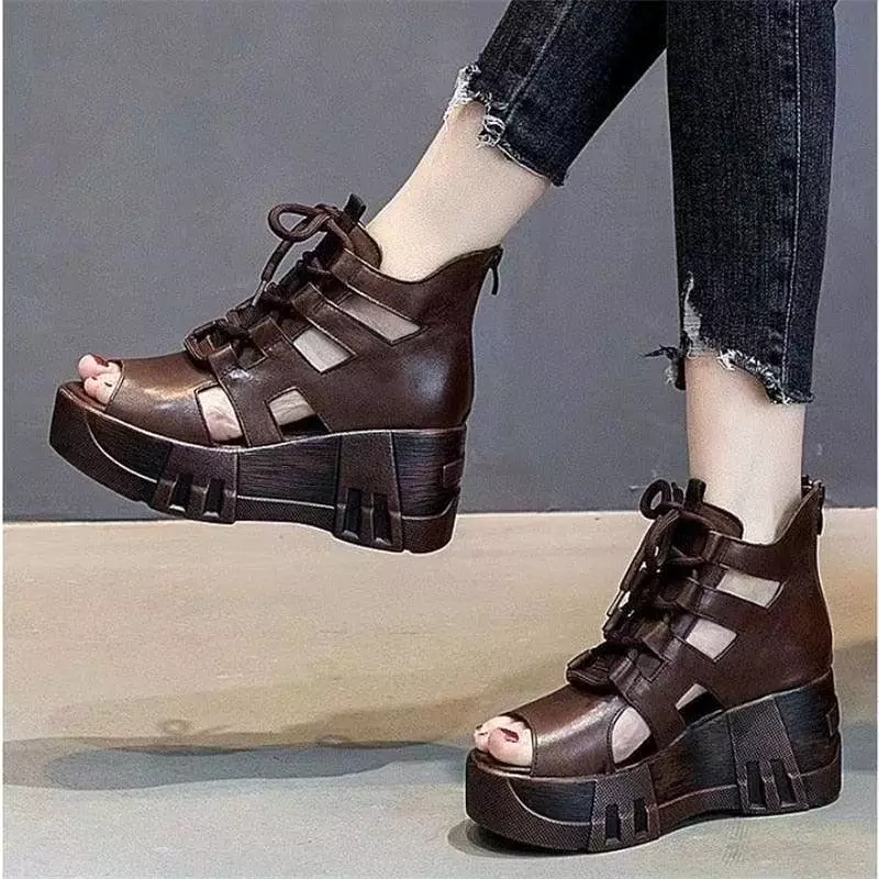 Casual wedge sandals