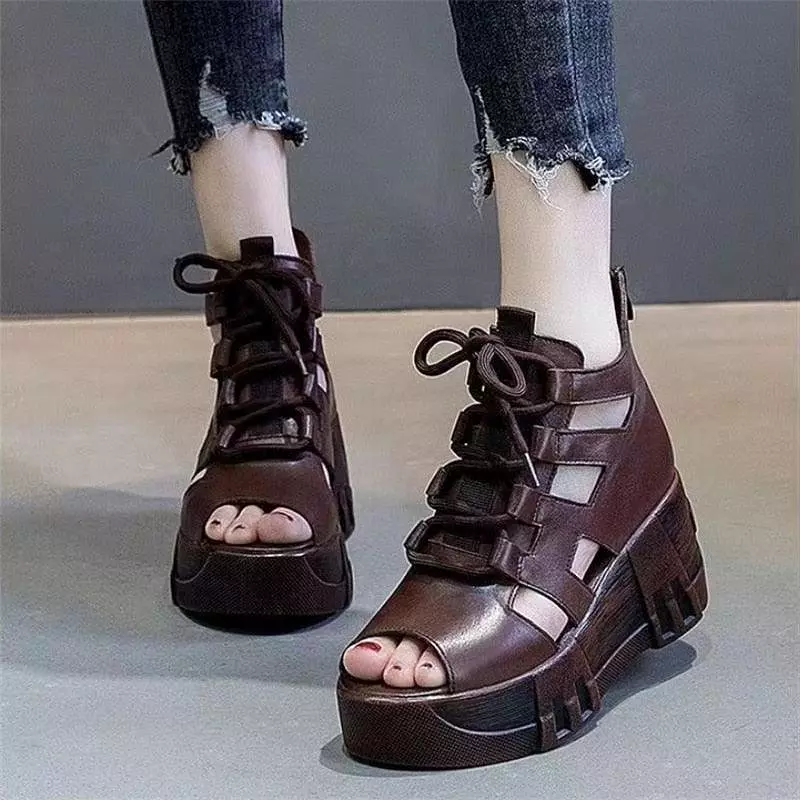 Casual wedge sandals