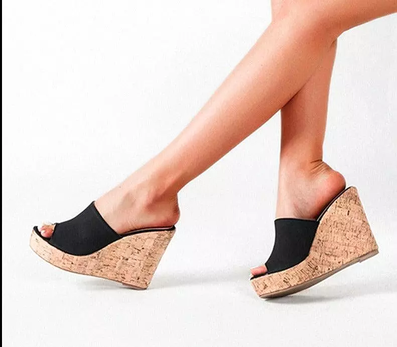 Casual wedges with open toe