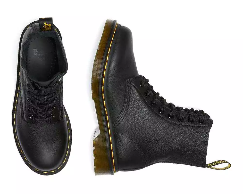 DR MARTENS 1460 Pascal Virginia Leather Boots for Women Black