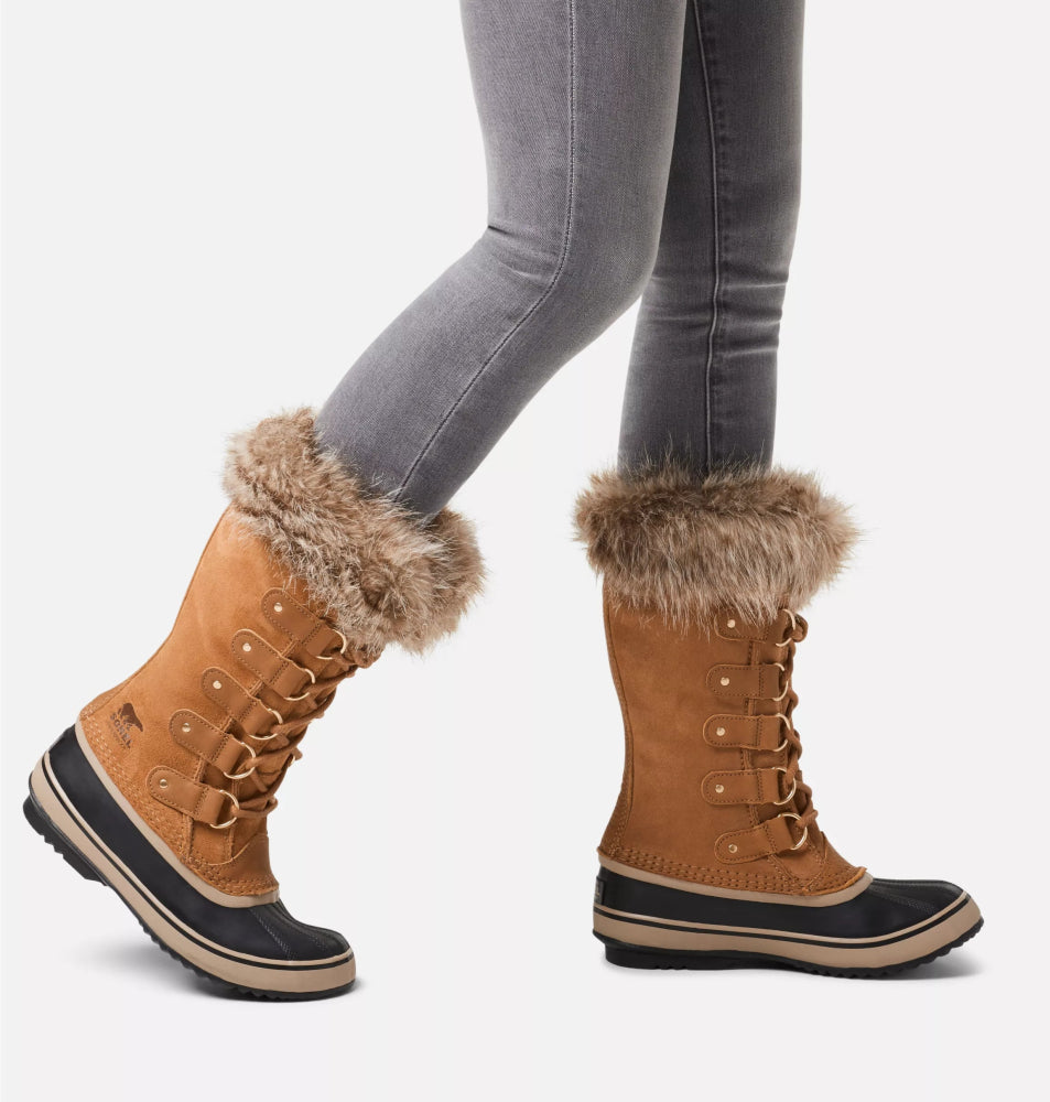 Sorel Joan of Arctic boots in Camel Brown/Black