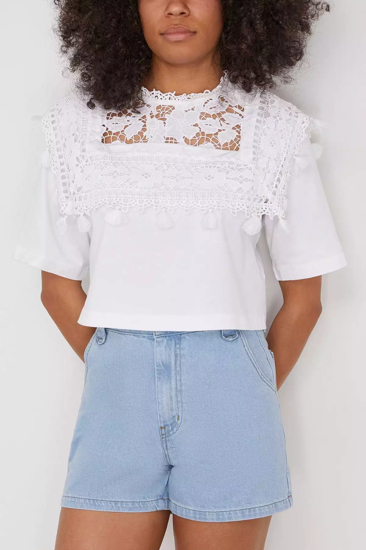 White T-Shirt with Joah Embroidery - Google SEO optimized.